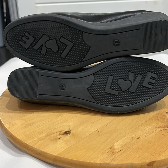 Love Brand Women’s Black Slip-on Loafers - size 43 - Picture 7 of 7